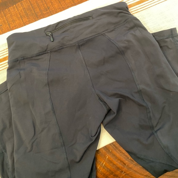 Lululemon Mid Rise Pace Rival Crop - Picture 3 of 6